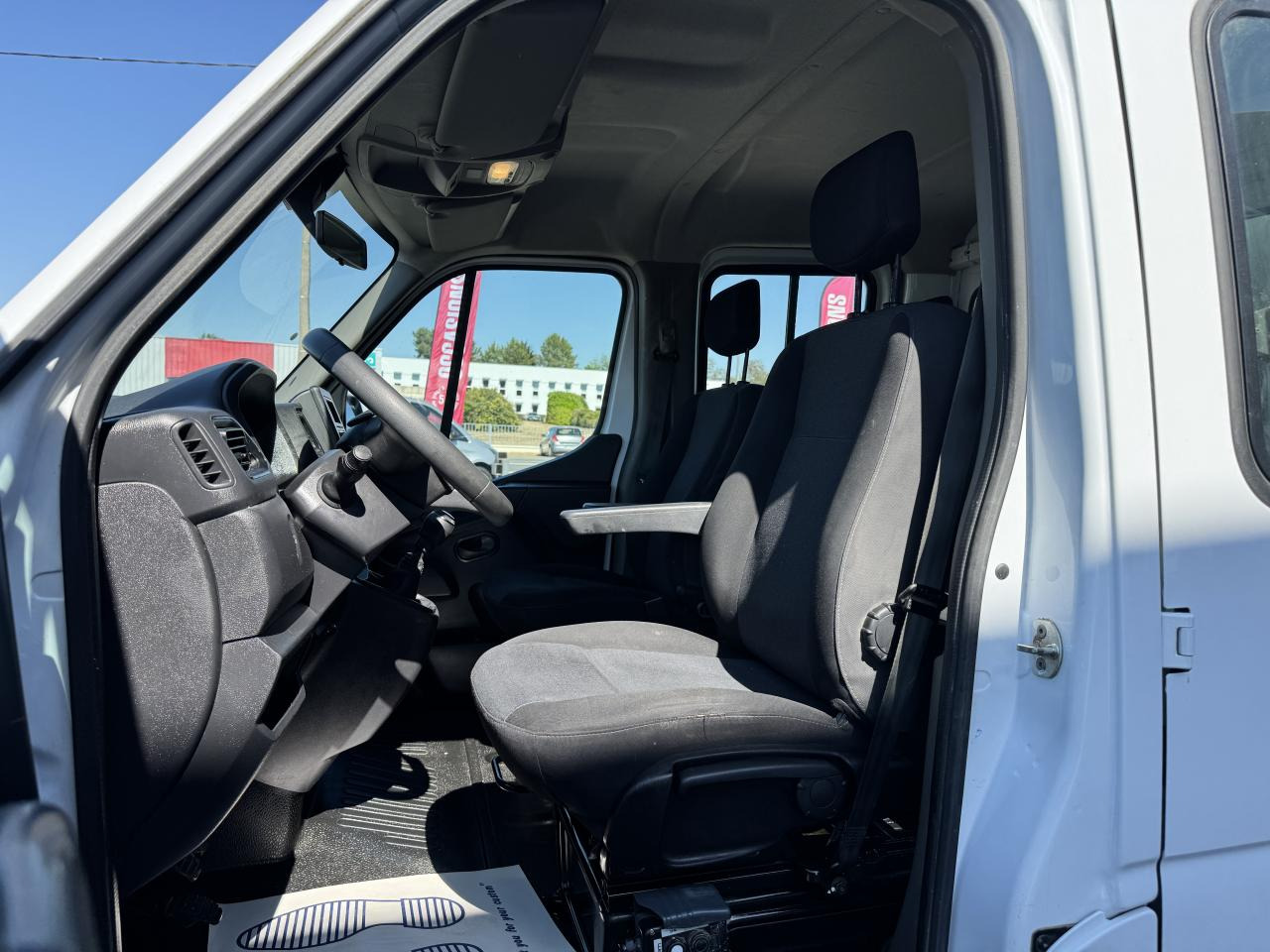 RENAULT MASTER 3T5 BENNE + COFFRE RJ DOUBLE CABINE 6 PL 2.3 DCI 130 CH CONFORT - Utilitaire benne: photos 5 RENAULT MASTER 3T5 BENNE + COFFRE RJ DOUBLE CABINE 6 PL 2.3 DCI 130 CH CONFORT - Utilitaire benne: photos 5
