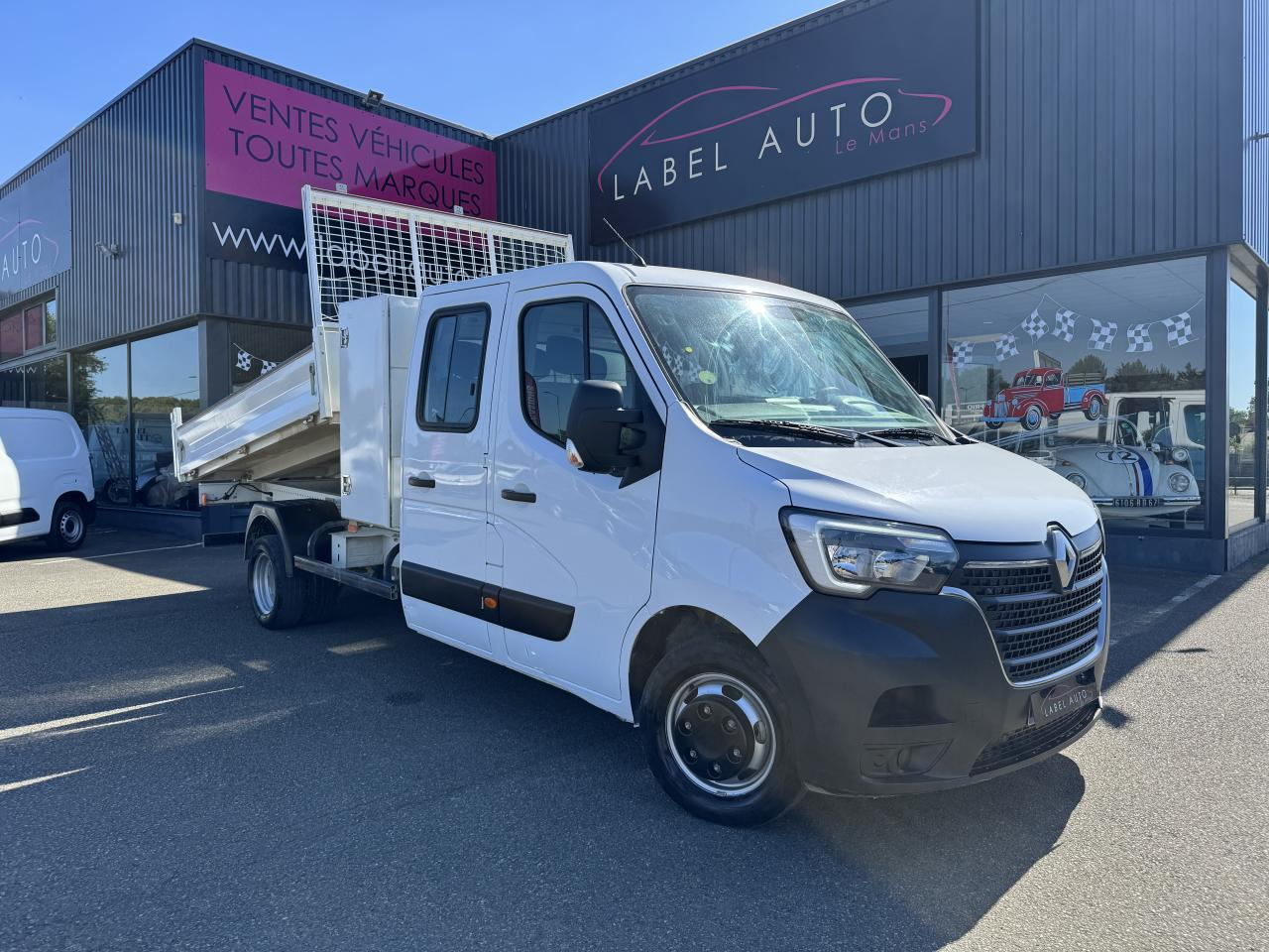 RENAULT MASTER 3T5 BENNE + COFFRE RJ DOUBLE CABINE 6 PL 2.3 DCI 130 CH CONFORT - Utilitaire benne: photos 2 RENAULT MASTER 3T5 BENNE + COFFRE RJ DOUBLE CABINE 6 PL 2.3 DCI 130 CH CONFORT - Utilitaire benne: photos 2