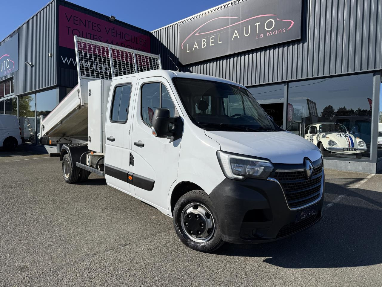 RENAULT MASTER 3T5 BENNE + COFFRE RJ DOUBLE CABINE 6 PL 2.3 DCI 130 CH CONFORT + GPS + REGUL + CLIM - Utilitaire benne: photos 2 RENAULT MASTER 3T5 BENNE + COFFRE RJ DOUBLE CABINE 6 PL 2.3 DCI 130 CH CONFORT + GPS + REGUL + CLIM - Utilitaire benne: photos 2