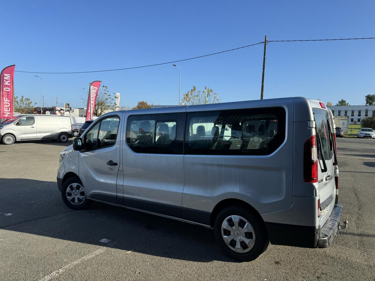 RENAULT Trafic L2 2.0 Energy dCi - 150 - S&S III COMBI Combi Zen L2H1 PHASE 3 en leasing occasion RENAULT Trafic L2 2.0 Energy dCi - 150 - S&S III COMBI Combi Zen L2H1 PHASE 3: photos 8 RENAULT Trafic L2 2.0 Energy dCi - 150 - S&S III COMBI Combi Zen L2H1 PHASE 3 en leasing occasion RENAULT Trafic L2 2.0 Energy dCi - 150 - S&S III COMBI Combi Zen L2H1 PHASE 3: photos 8