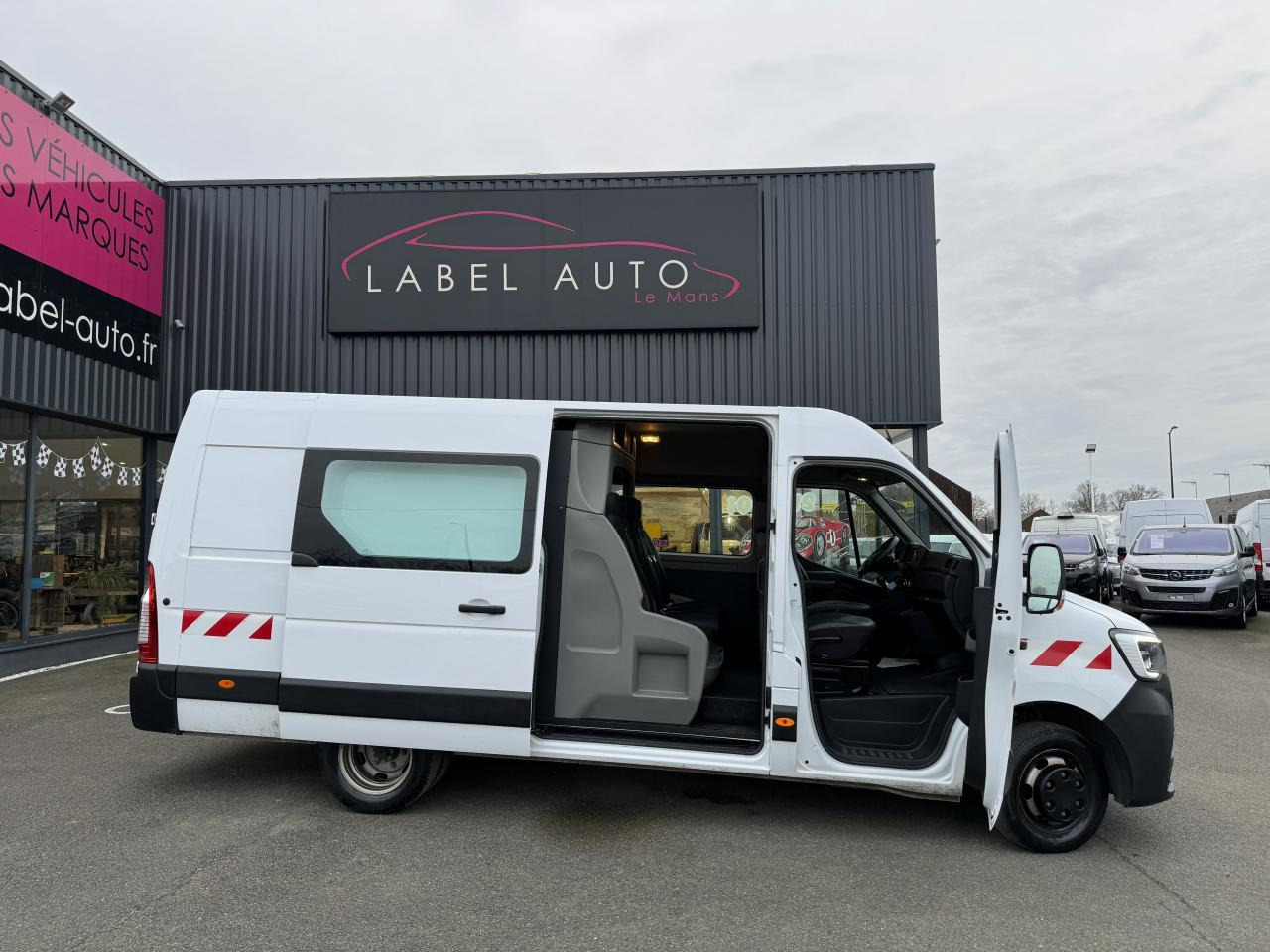 Renault Master Confort R3500RJ L3H2 2.3 Energy dCi - 165 III CABINE APPROFONDIE Cabine approfondie L3H2 Pro - Utilitaire double cabine: photos 3 Renault Master Confort R3500RJ L3H2 2.3 Energy dCi - 165 III CABINE APPROFONDIE Cabine approfondie L3H2 Pro - Utilitaire double cabine: photos 3