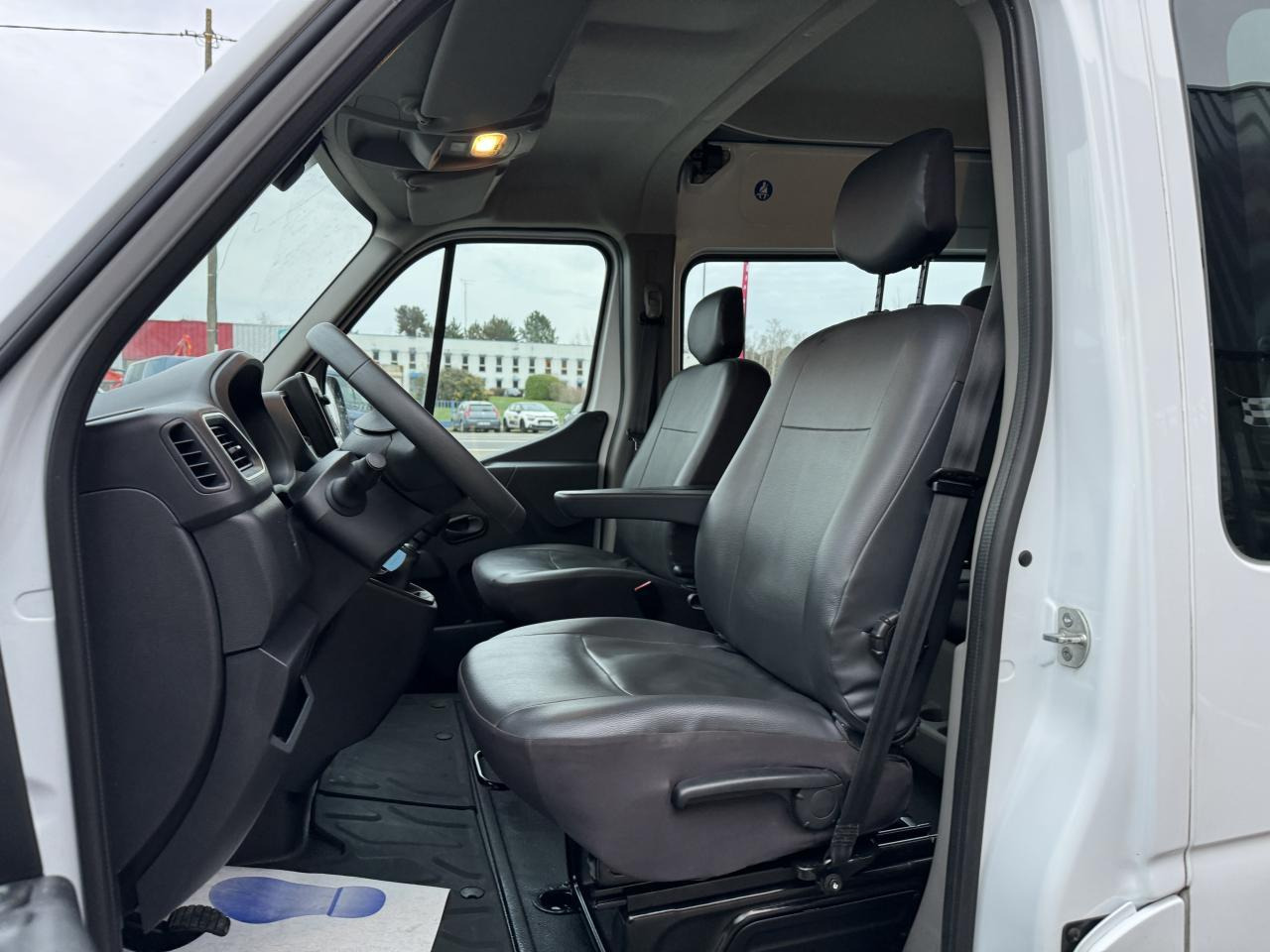 Renault Master Confort R3500RJ L3H2 2.3 Energy dCi - 165 III CABINE APPROFONDIE Cabine approfondie L3H2 Pro - Utilitaire double cabine: photos 5 Renault Master Confort R3500RJ L3H2 2.3 Energy dCi - 165 III CABINE APPROFONDIE Cabine approfondie L3H2 Pro - Utilitaire double cabine: photos 5