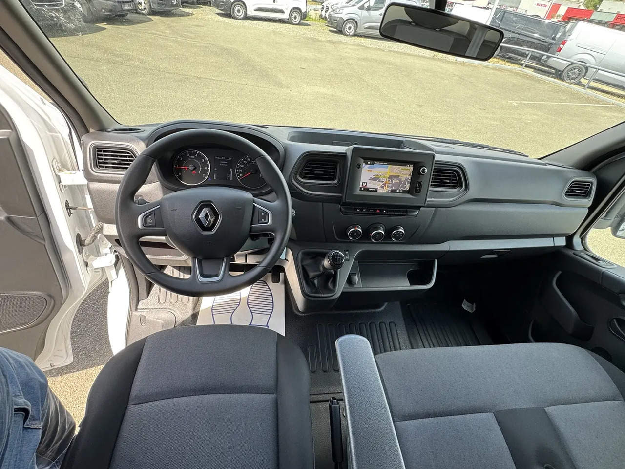 Renault Master F3500 L3H1 2.3 BLUE DCI 145CH CONFORT EUROVI - Fourgon grand volume: photos 3 Renault Master F3500 L3H1 2.3 BLUE DCI 145CH CONFORT EUROVI - Fourgon grand volume: photos 3