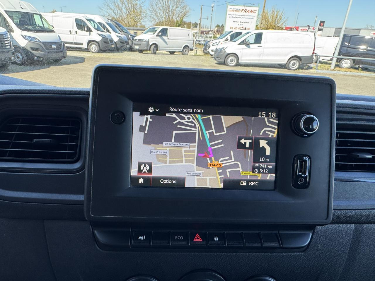 Utilitaire benne Renault Master RENAULT 3T5 BENNE + COFFRE RJ DOUBLE CABINE 6 PL 2.3 DCI 130 CH CONFORT + GPS + REGUL + CLIM: photos 10