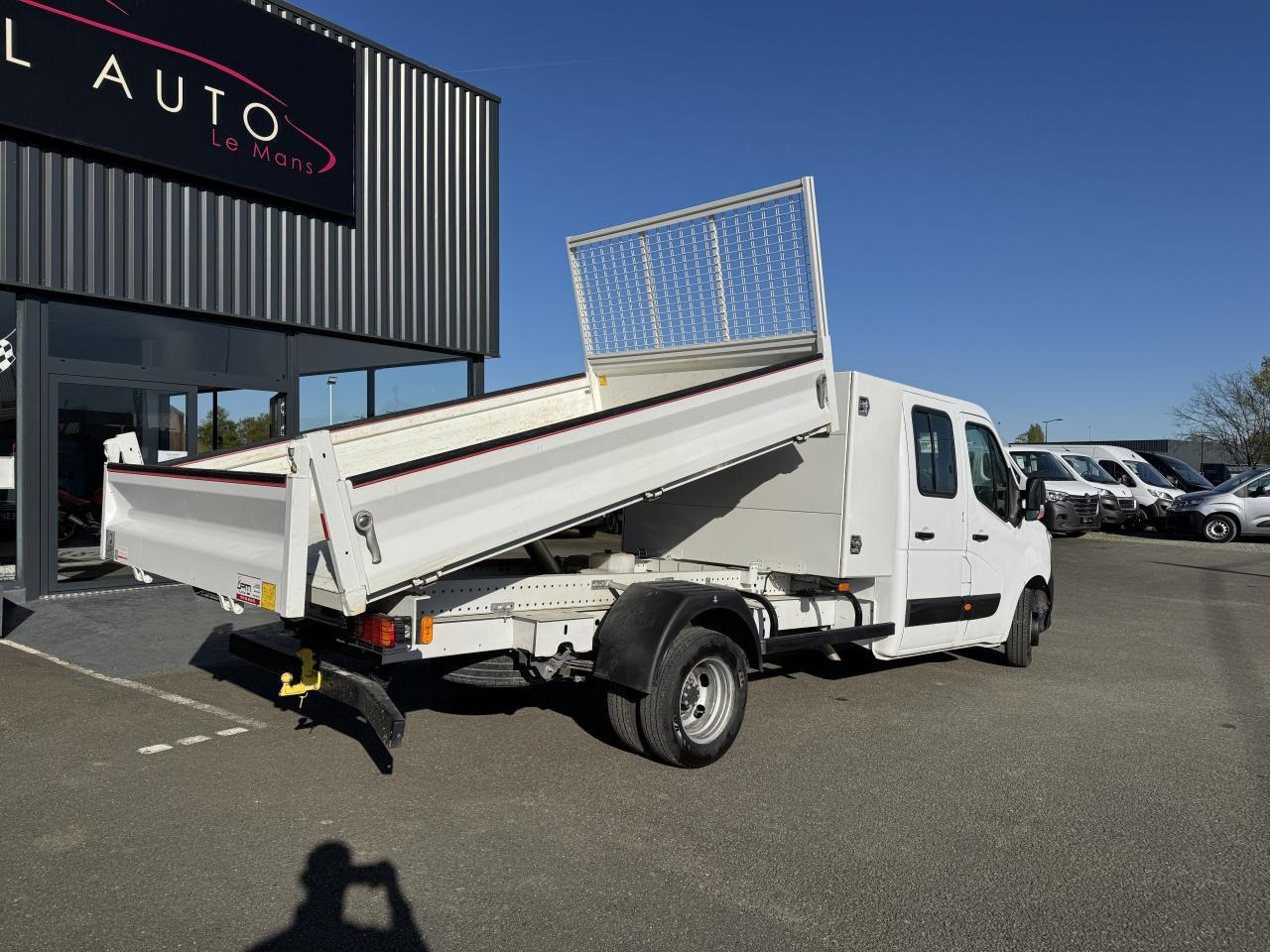 Renault Master RENAULT 3T5 BENNE + COFFRE RJ DOUBLE CABINE 6 PL 2.3 DCI 130 CH CONFORT + GPS + REGUL + CLIM - Utilitaire benne: photos 5 Renault Master RENAULT 3T5 BENNE + COFFRE RJ DOUBLE CABINE 6 PL 2.3 DCI 130 CH CONFORT + GPS + REGUL + CLIM - Utilitaire benne: photos 5