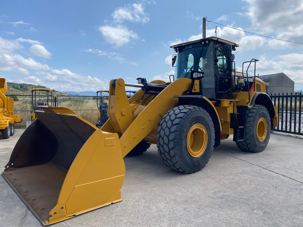 CATERPILLAR 950 M - Chargeuse sur pneus: photos 1 CATERPILLAR 950 M - Chargeuse sur pneus: photos 1
