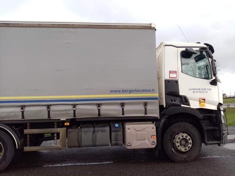 RENAULT C 42M3 380 CV RIDEAUX 6x2 - Camion à rideaux coulissants: photos 3 RENAULT C 42M3 380 CV RIDEAUX 6x2 - Camion à rideaux coulissants: photos 3