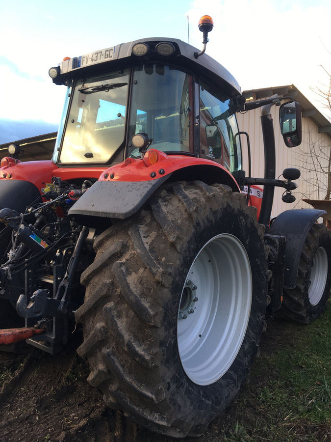 Massey Ferguson 7719S DYNA-VT EXCLUSIVE - Tracteur agricole: photos 3 Massey Ferguson 7719S DYNA-VT EXCLUSIVE - Tracteur agricole: photos 3