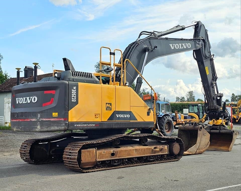 Volvo EC250 ENL - Pelle sur chenille: photos 5 Volvo EC250 ENL - Pelle sur chenille: photos 5