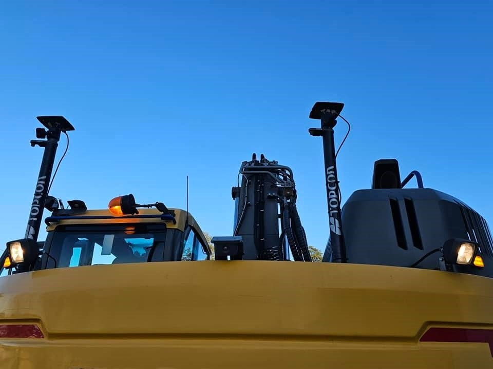 Pelle sur chenille Volvo ECR 235 EL: photos 23