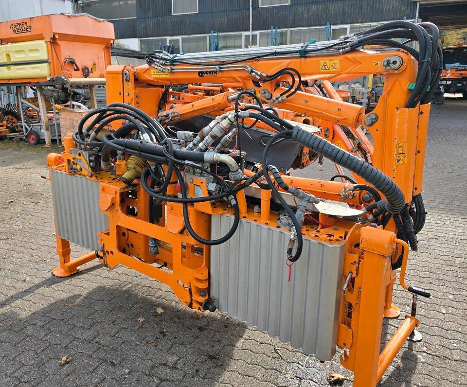 Dücker DUA 800 RSM 13 Böschungsmäher Böschungsmulcher Mähausleger Bankettmäher für Unimog 405/10 405/12 700 600 Mulag Una MHU FME - Epareuse: photos 2 Dücker DUA 800 RSM 13 Böschungsmäher Böschungsmulcher Mähausleger Bankettmäher für Unimog 405/10 405/12 700 600 Mulag Una MHU FME - Epareuse: photos 2