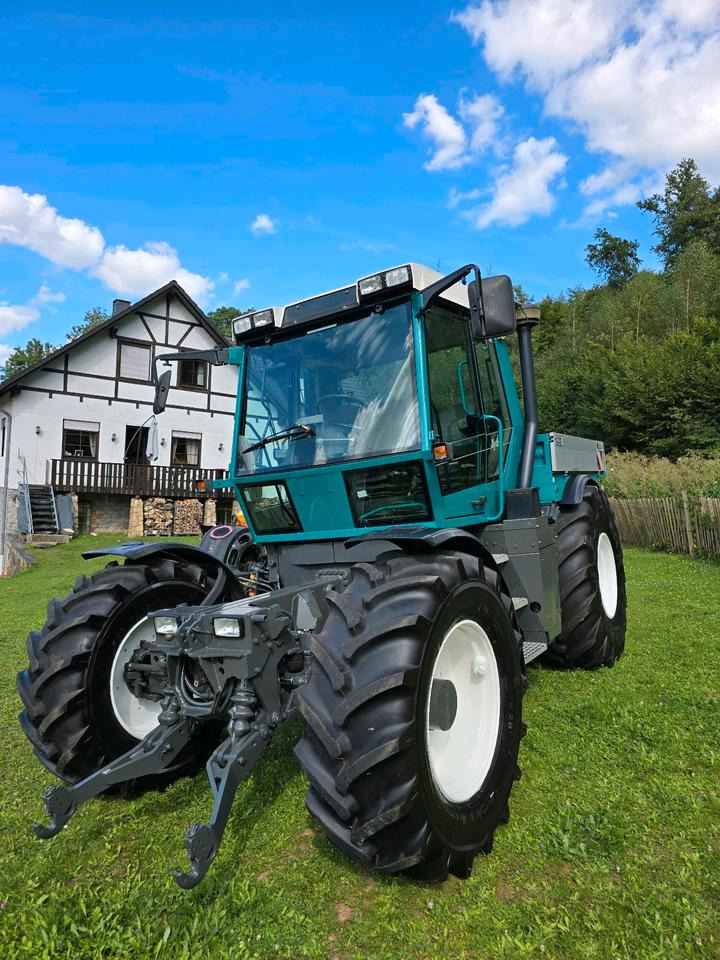 Fendt Xylon 524 Ez. 2003 50kmh 7900 Stunden Traktor Schlepper 522 520 - Tracteur enjambeur: photos 2 Fendt Xylon 524 Ez. 2003 50kmh 7900 Stunden Traktor Schlepper 522 520 - Tracteur enjambeur: photos 2