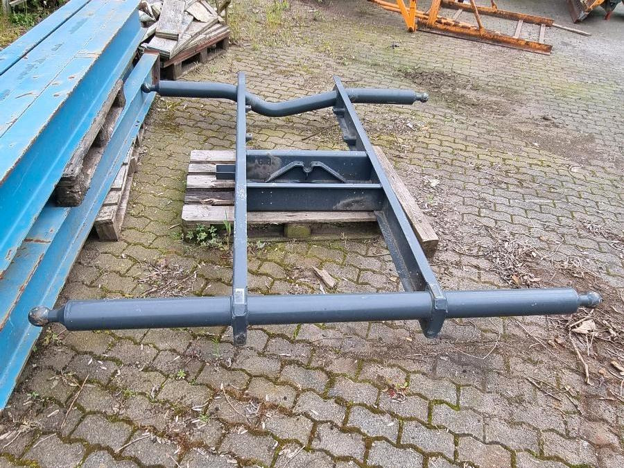 Kipperrahmen Unimog U500 405 U 500 527 530 535 Kipperspinne Mercedes-Benz - Frame/ Châssis pour Véhicule de voirie/ Spécial: photos 3 Kipperrahmen Unimog U500 405 U 500 527 530 535 Kipperspinne Mercedes-Benz - Frame/ Châssis pour Véhicule de voirie/ Spécial: photos 3