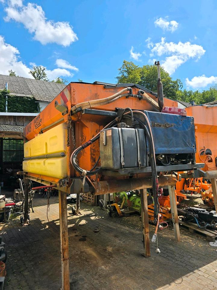 Küpper-Weisser IMSSM 5m3 Salzstreuer IMS Diese-Motor Salzsilo Winterdienst Schneepflug LKW Schmidt Stratos - Epandeur de sable: photos 2 Küpper-Weisser IMSSM 5m3 Salzstreuer IMS Diese-Motor Salzsilo Winterdienst Schneepflug LKW Schmidt Stratos - Epandeur de sable: photos 2