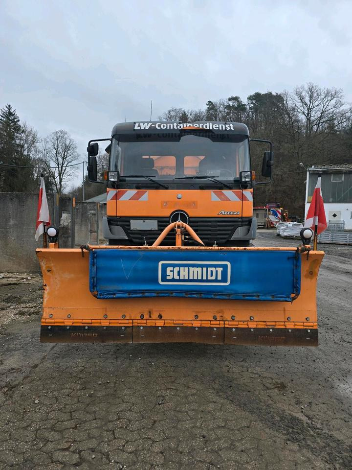 Mercedes-Benz Atego 1828 AK Absetzkipper Meiller Schmidt Schneepflug Küpper-Weisser Salzstreuer Allrad - Engin de déneigement: photos 5 Mercedes-Benz Atego 1828 AK Absetzkipper Meiller Schmidt Schneepflug Küpper-Weisser Salzstreuer Allrad - Engin de déneigement: photos 5