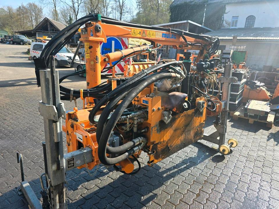 Mulag MKM 700 Böschungsmäher Böschungsmulcher Ausleger Auslegemulcher Unimog 405 427 430 U300 U 400 500 Mercedes-Benz Dücker DUA FME UNA - Epareuse: photos 3 Mulag MKM 700 Böschungsmäher Böschungsmulcher Ausleger Auslegemulcher Unimog 405 427 430 U300 U 400 500 Mercedes-Benz Dücker DUA FME UNA - Epareuse: photos 3
