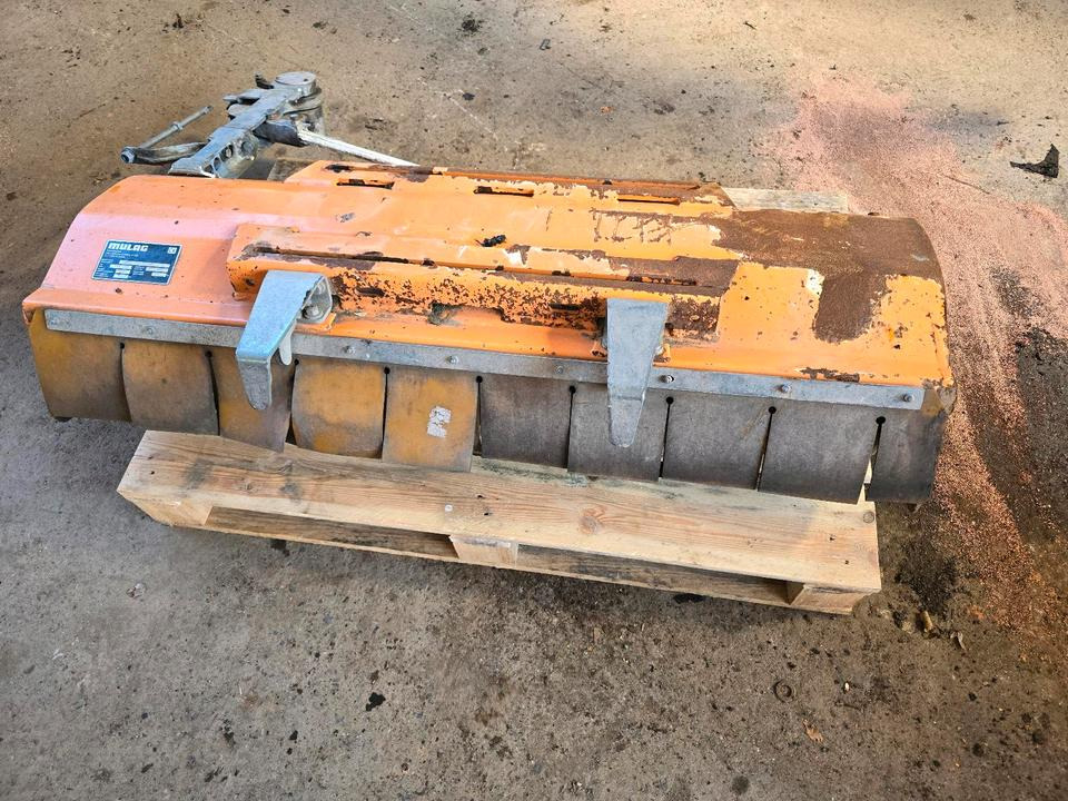 Mulag RMK 1200 BJ. 2015 Randstreifenmäher Böschungsmäher Böschungsmulcher für FME 600 700 MKM FMK Unimog 405 424 427 U 300 400 500 430 - Broyeur d'accotement: photos 1 Mulag RMK 1200 BJ. 2015 Randstreifenmäher Böschungsmäher Böschungsmulcher für FME 600 700 MKM FMK Unimog 405 424 427 U 300 400 500 430 - Broyeur d'accotement: photos 1