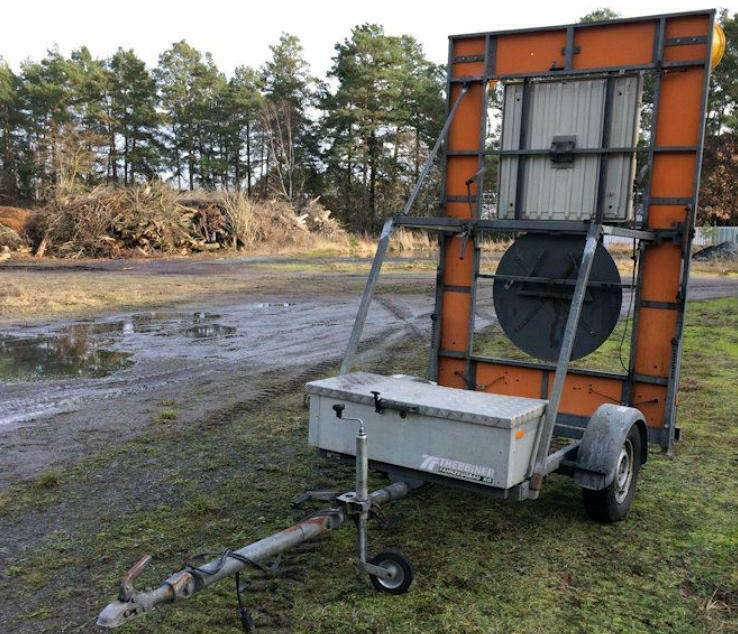 Vz 616 B1 Nissen Verkehrsleittafel Sperrwand Verkehrssicherungsan - Remorque: photos 3 Vz 616 B1 Nissen Verkehrsleittafel Sperrwand Verkehrssicherungsan - Remorque: photos 3