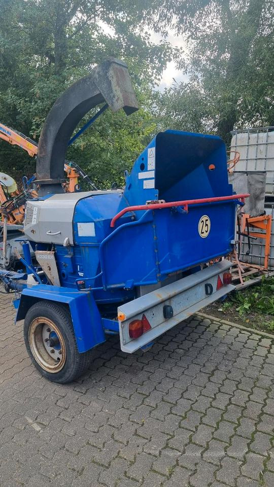 Schliesing 330 EX Buschholzhacker Häcksler Holzhacker Hacker Holzhäcksler Dücker T&S Hatz Diesel - Broyeur de végétaux: photos 3 Schliesing 330 EX Buschholzhacker Häcksler Holzhacker Hacker Holzhäcksler Dücker T&S Hatz Diesel - Broyeur de végétaux: photos 3