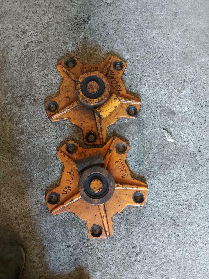 Torssionsrahmen Mulag Achsabstützung Böschungsmulcher Unimog - Frame/ Châssis pour Véhicule de voirie/ Spécial: photos 2 Torssionsrahmen Mulag Achsabstützung Böschungsmulcher Unimog - Frame/ Châssis pour Véhicule de voirie/ Spécial: photos 2