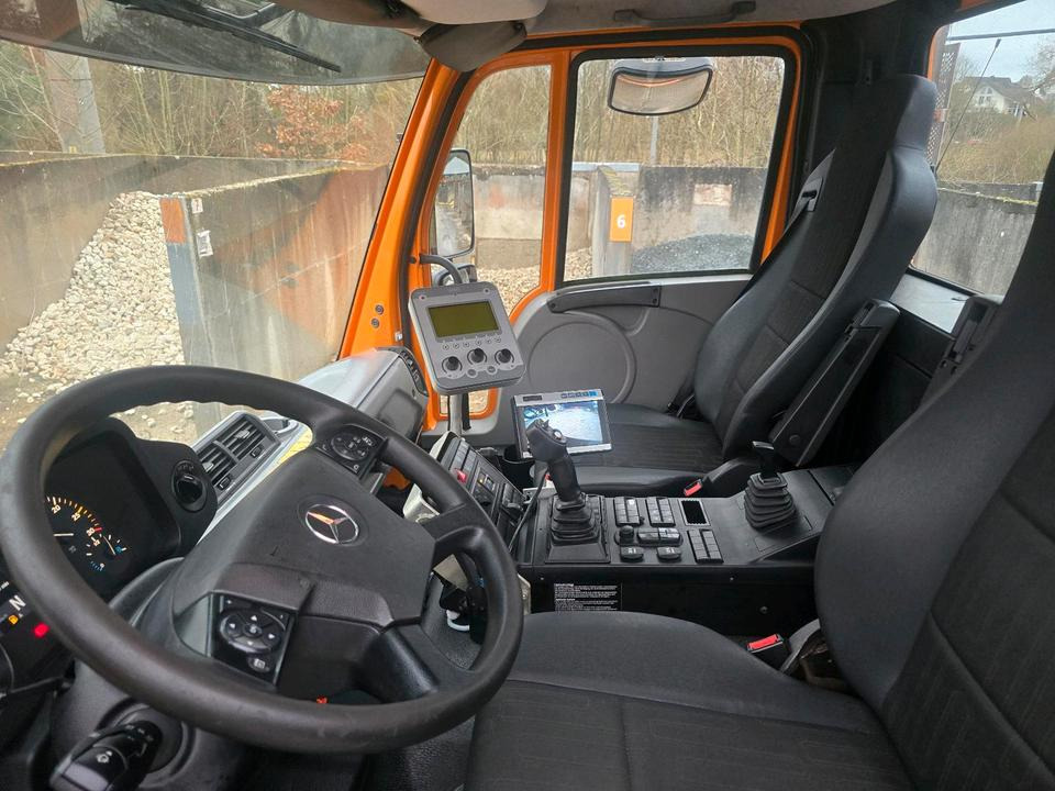 Engin de déneigement Unimog U 430 EAS Easy-Drive Variopilot U527 535 430 427 423 Mercedes-Benz 405 UGE UGN Hydrostat: photos 9 Engin de déneigement Unimog U 430 EAS Easy-Drive Variopilot U527 535 430 427 423 Mercedes-Benz 405 UGE UGN Hydrostat: photos 9