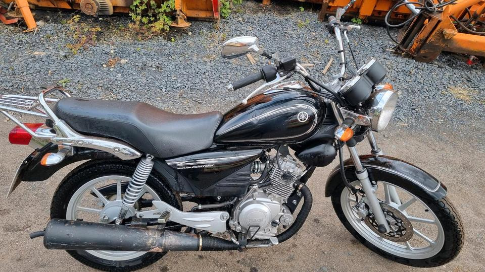 YAMAHA YBR Custom Motorrad 9626km Moped - Motocyclette: photos 3 YAMAHA YBR Custom Motorrad 9626km Moped - Motocyclette: photos 3