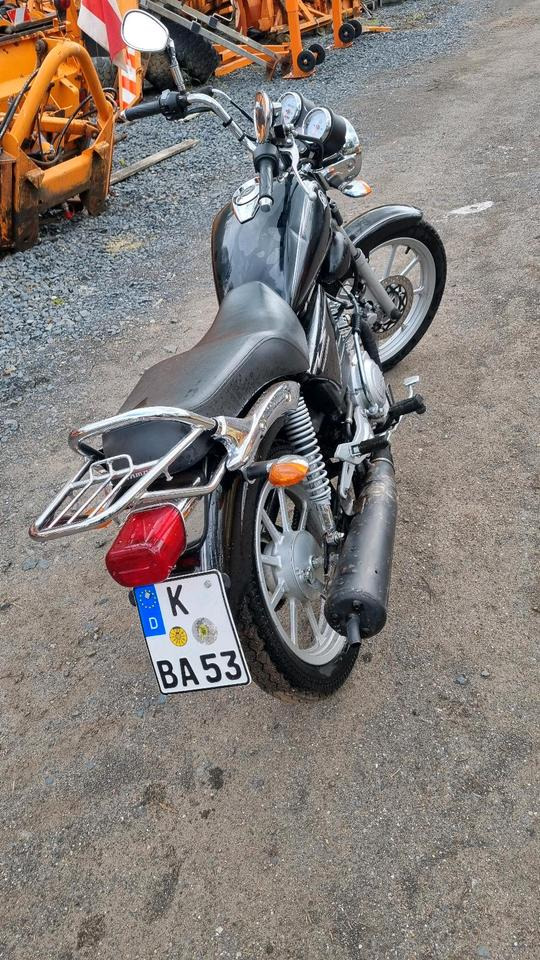 YAMAHA YBR Custom Motorrad 9626km Moped - Motocyclette: photos 4 YAMAHA YBR Custom Motorrad 9626km Moped - Motocyclette: photos 4