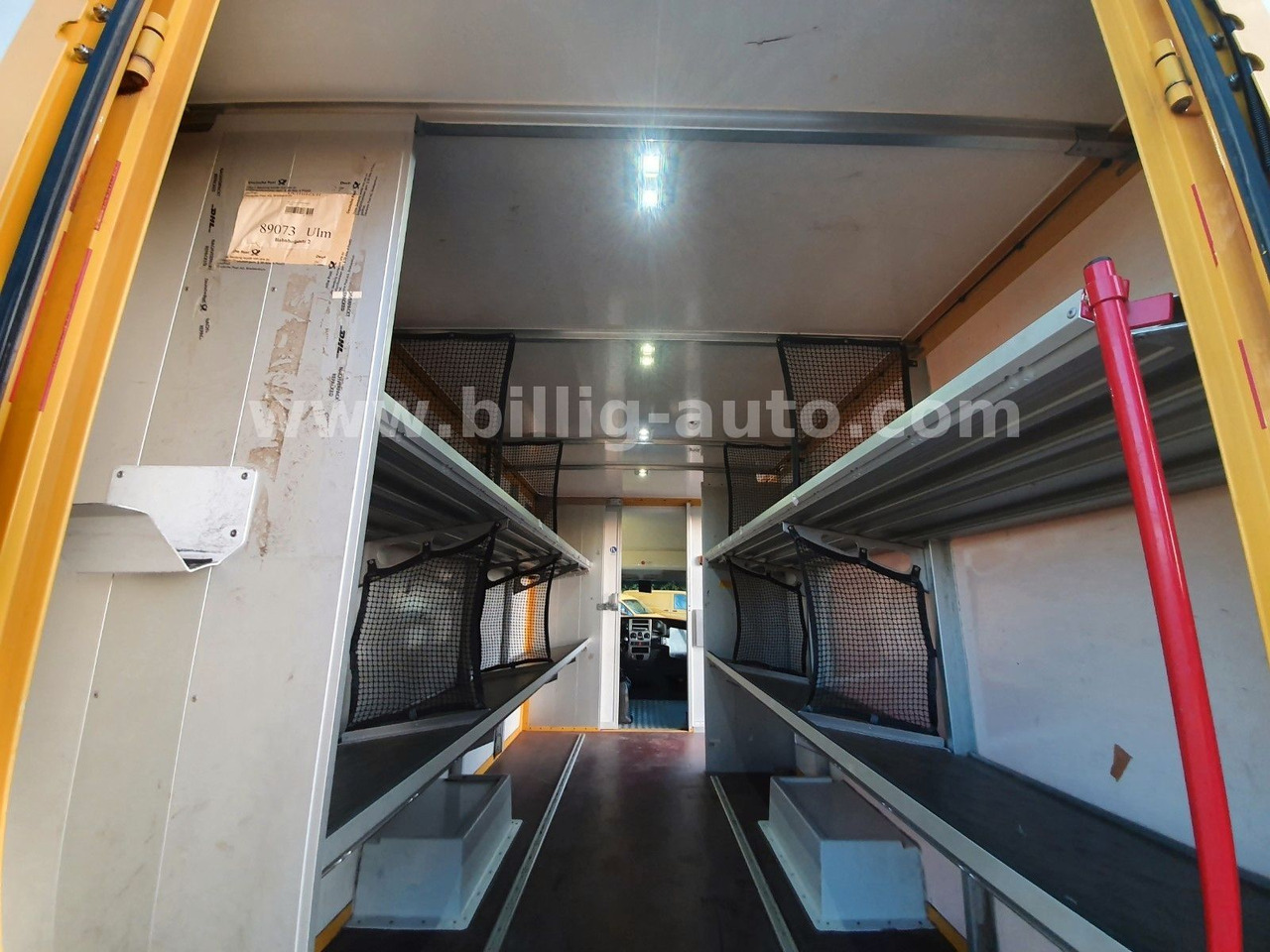 Voiture Iveco Daily 1.Hd*EU4*Luftfed.* Integralkoffer DHL POST: photos 8 Voiture Iveco Daily 1.Hd*EU4*Luftfed.* Integralkoffer DHL POST: photos 8