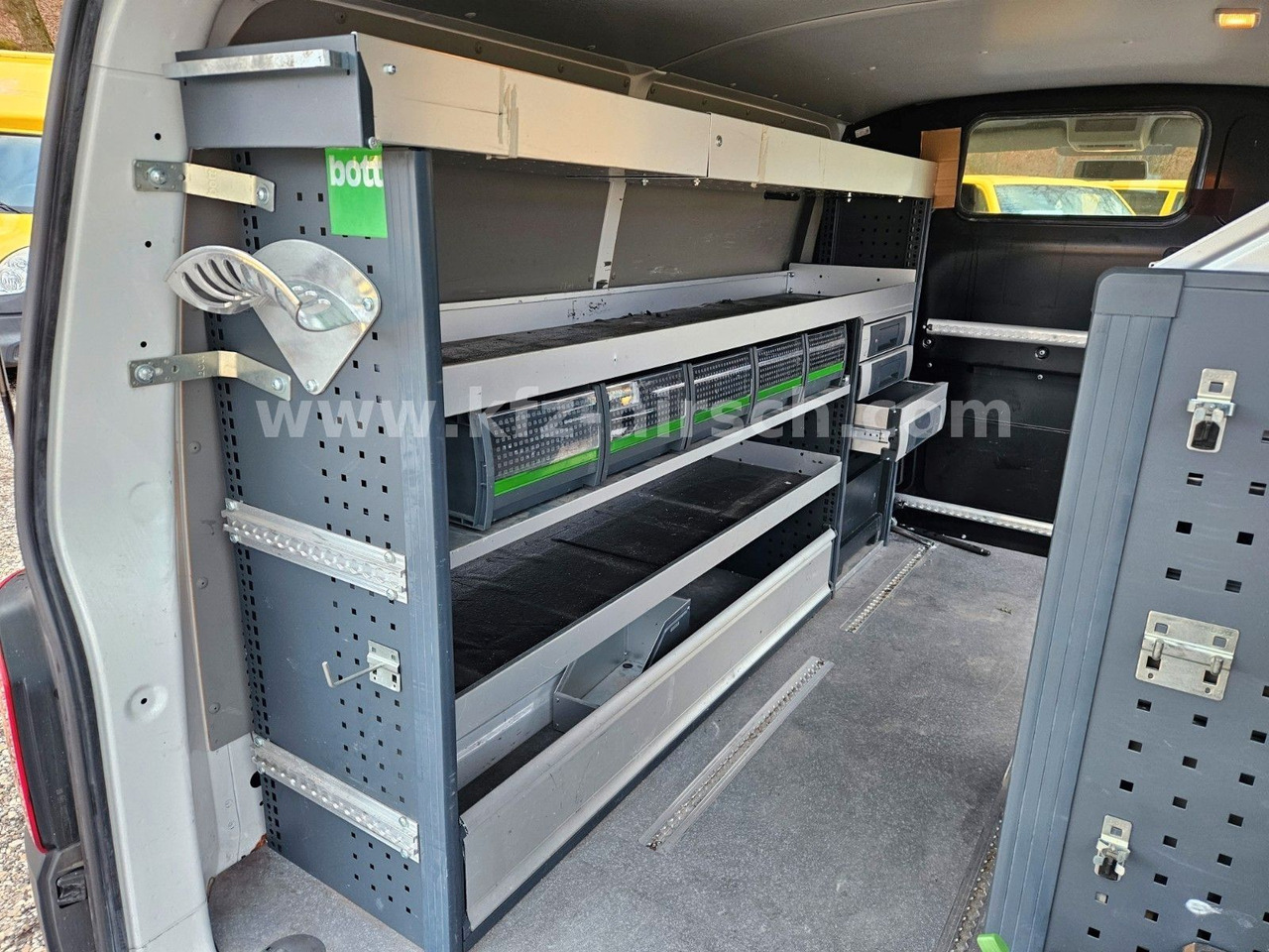 Volkswagen T6 Auto/ DSG Bott Sortimo Stdhzg Behindertenger. - Transport de personnes: photos 4 Volkswagen T6 Auto/ DSG Bott Sortimo Stdhzg Behindertenger. - Transport de personnes: photos 4