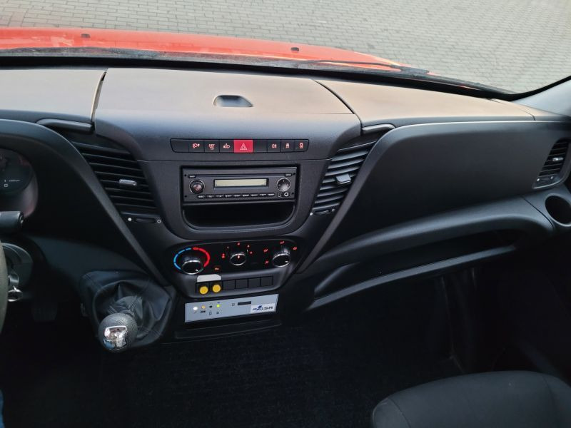 Camion avec nacelle Iveco Daily 35S12 podnośnik koszowy 16 m GSR E169TR: photos 13