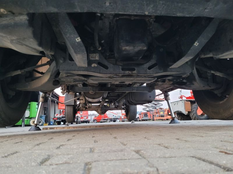 Camion avec nacelle Iveco Daily 35S12 podnośnik koszowy 16 m GSR E169TR: photos 20