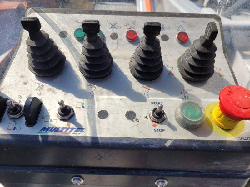 Camion avec nacelle Mitsubishi Canter Fuso 3C13 podnośnik koszowy 20 m Multitel MXE200: photos 12