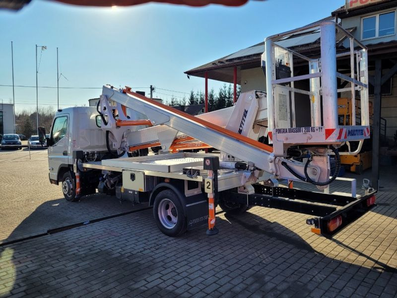 Mitsubishi Canter Fuso 3C13 podnośnik koszowy 20 m Multitel MXE200 bucket truck boom lift - Camion avec nacelle: photos 5 Mitsubishi Canter Fuso 3C13 podnośnik koszowy 20 m Multitel MXE200 bucket truck boom lift - Camion avec nacelle: photos 5