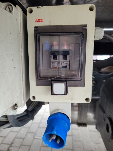 Camion avec nacelle Nissan Cabstar NT400 podnośnik koszowy 20 m Multitel HX195: photos 18