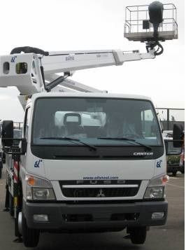 Oil&Steel Snake 2815 Plus 28 m zamontowany na Mitsubishi Fuso - Camion avec nacelle: photos 1 Oil&Steel Snake 2815 Plus 28 m zamontowany na Mitsubishi Fuso - Camion avec nacelle: photos 1