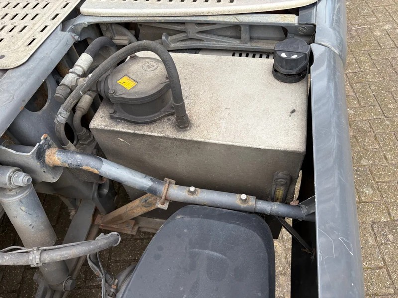 DAF CF 440 / BULK COMPRESSOR / ADR TANK TRANSPORT / - Tracteur routier: photos 5 DAF CF 440 / BULK COMPRESSOR / ADR TANK TRANSPORT / - Tracteur routier: photos 5