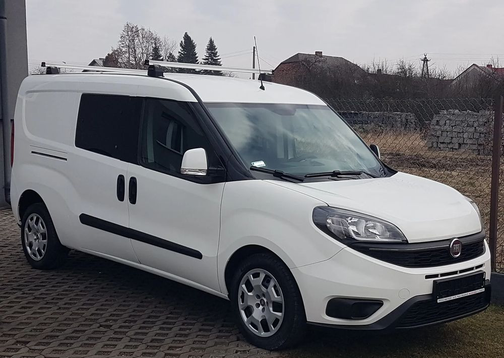 Fiat Doblo 1.6 Multijet 16V Easy - Voiture: photos 1 Fiat Doblo 1.6 Multijet 16V Easy - Voiture: photos 1