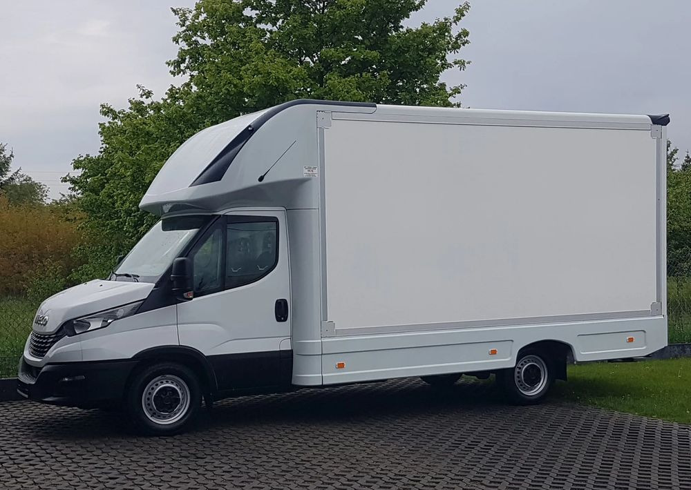 Iveco DAILY KONTENER NISKOPODŁOGOWY 4,43x2,23x2,42 SKLEP BAR FOODTRUCK KAMPER KLIMA - Fourgon grand volume: photos 2 Iveco DAILY KONTENER NISKOPODŁOGOWY 4,43x2,23x2,42 SKLEP BAR FOODTRUCK KAMPER KLIMA - Fourgon grand volume: photos 2