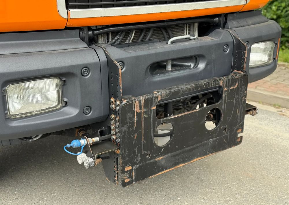 MAN * MAN FE 410 A * Kiper Wywrotka * 4x4 * HDS ATLAS 190 * Sprowadzony* Bardzo Dobry Stan * - Camion benne: photos 3 MAN * MAN FE 410 A * Kiper Wywrotka * 4x4 * HDS ATLAS 190 * Sprowadzony* Bardzo Dobry Stan * - Camion benne: photos 3
