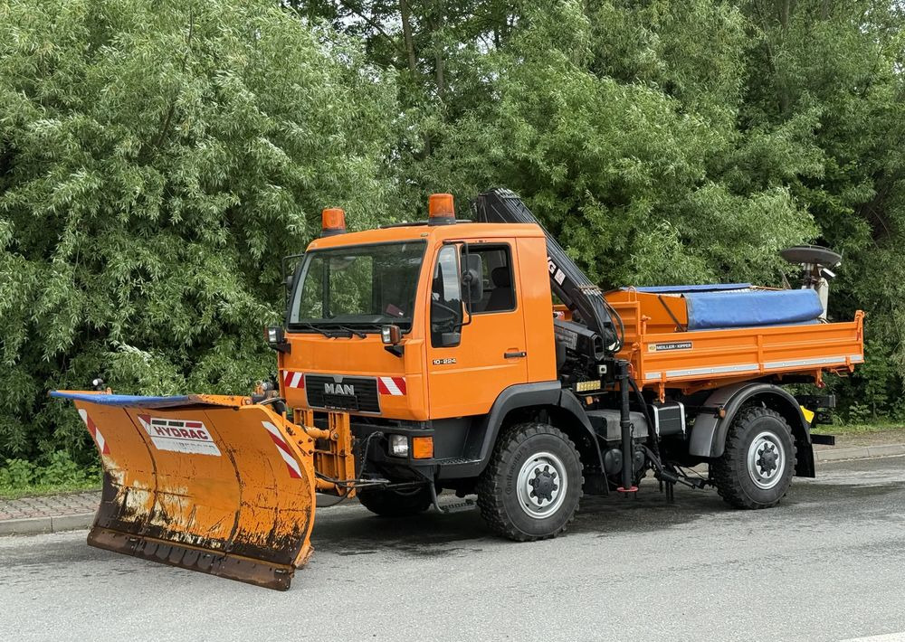 MAN * MAN LE 10.220 *Kiper Wywrotka * 4x4 * Pług Piaskarka * Zimowe Utrzymanie * Sprowadzony * HDS MKG * - Camion benne: photos 1 MAN * MAN LE 10.220 *Kiper Wywrotka * 4x4 * Pług Piaskarka * Zimowe Utrzymanie * Sprowadzony * HDS MKG * - Camion benne: photos 1