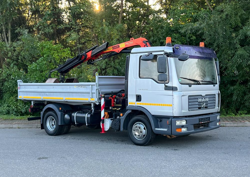 MAN MAN TGL 12-240 Kiper Wywrotka 4x2 Kran PALFINGER PK 12500 BARDZO DOBRY STAN - Camion benne: photos 1 MAN MAN TGL 12-240 Kiper Wywrotka 4x2 Kran PALFINGER PK 12500 BARDZO DOBRY STAN - Camion benne: photos 1