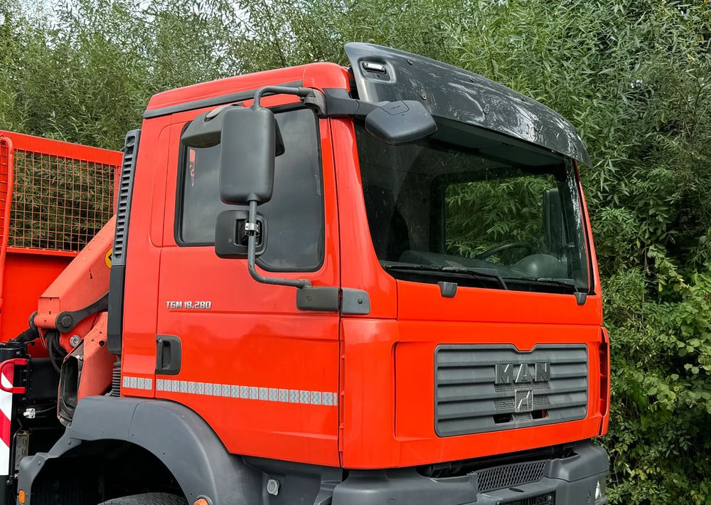 MAN TGM 18-280 MAN 4x4 HDS PALFINGER 105 KIPER WYWROTKA MEILLER BARDZO DOBRY STAN - Camion benne: photos 4 MAN TGM 18-280 MAN 4x4 HDS PALFINGER 105 KIPER WYWROTKA MEILLER BARDZO DOBRY STAN - Camion benne: photos 4