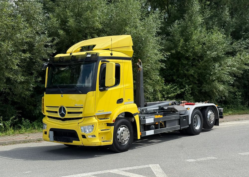 Mercedes-Benz * Hakowiec * Mercedes Antos 2543 * Sprowadzony * Stan Perfekcyjny - Camion ampliroll: photos 1 Mercedes-Benz * Hakowiec * Mercedes Antos 2543 * Sprowadzony * Stan Perfekcyjny - Camion ampliroll: photos 1