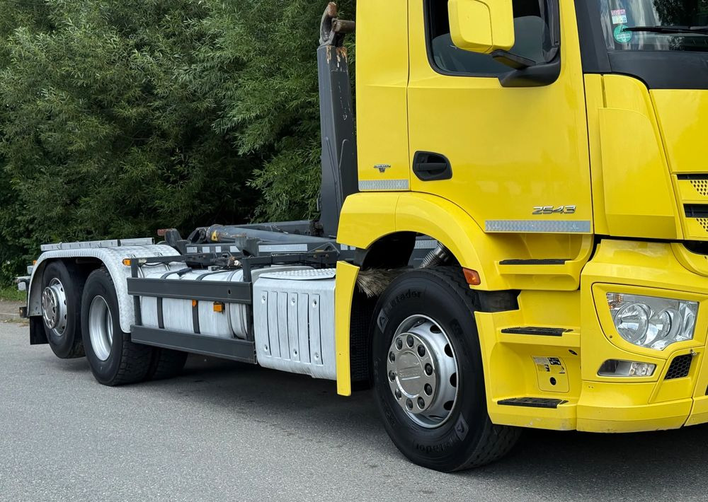 Mercedes-Benz * Hakowiec * Mercedes Antos 2543 * Sprowadzony * Stan Perfekcyjny - Camion ampliroll: photos 5 Mercedes-Benz * Hakowiec * Mercedes Antos 2543 * Sprowadzony * Stan Perfekcyjny - Camion ampliroll: photos 5