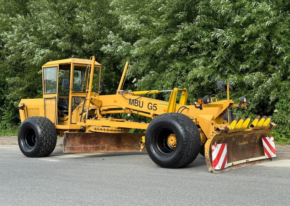 O&K * Równiarka * MBU G50 * Sprowadzona * 2 Osie * 4x4 * Maszyna Drogowa - Compacteur: photos 2 O&K * Równiarka * MBU G50 * Sprowadzona * 2 Osie * 4x4 * Maszyna Drogowa - Compacteur: photos 2