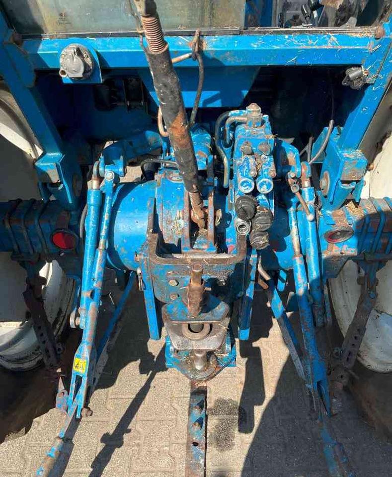 Ford 4610 Tractoren - Tracteur agricole: photos 5 Ford 4610 Tractoren - Tracteur agricole: photos 5