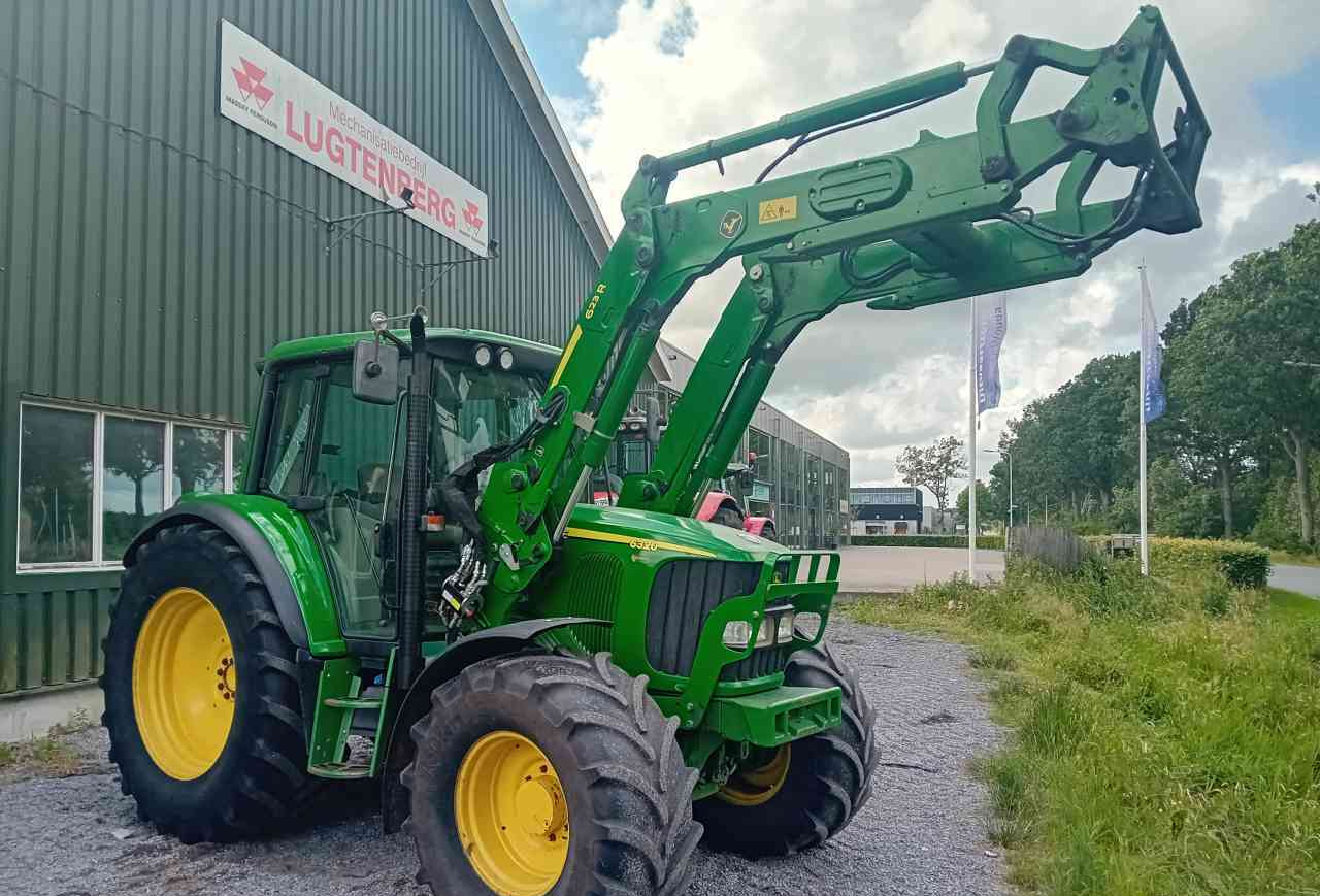 Tracteur agricole John Deere 6320 met 623R voorlader