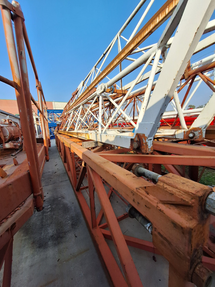 Raimondi MR75 - Grue à tour: photos 2 Raimondi MR75 - Grue à tour: photos 2