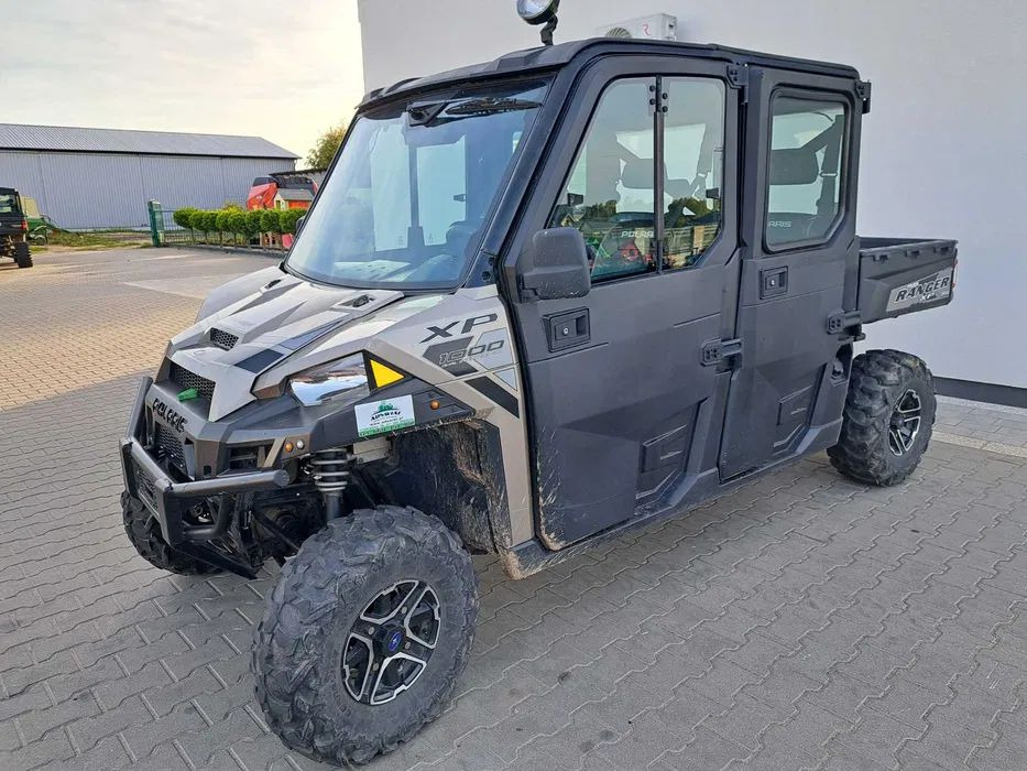 Polaris Ranger XP 1000 CREW 6-osobowy + pług do śniegu - Quadricycle: photos 1 Polaris Ranger XP 1000 CREW 6-osobowy + pług do śniegu - Quadricycle: photos 1