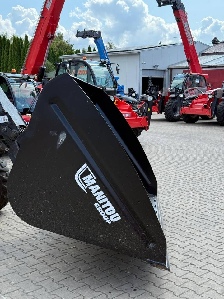 Manitou CBA 2500 LDR 2450mm 2,5m3 570554 - Godet pour Engins de chantier: photos 3 Manitou CBA 2500 LDR 2450mm 2,5m3 570554 - Godet pour Engins de chantier: photos 3